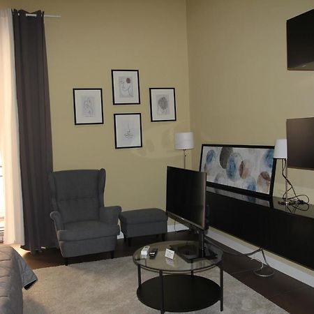 Holiday In Home Suite Archimede Catania Eksteriør billede