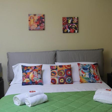 Holiday In Home Suite Archimede Catania Eksteriør billede