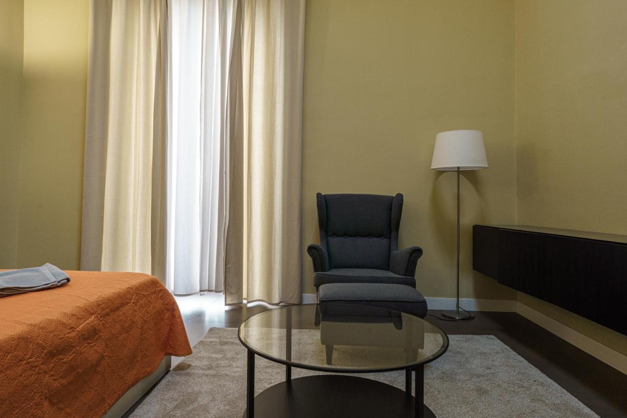 Holiday In Home Suite Archimede Catania Eksteriør billede