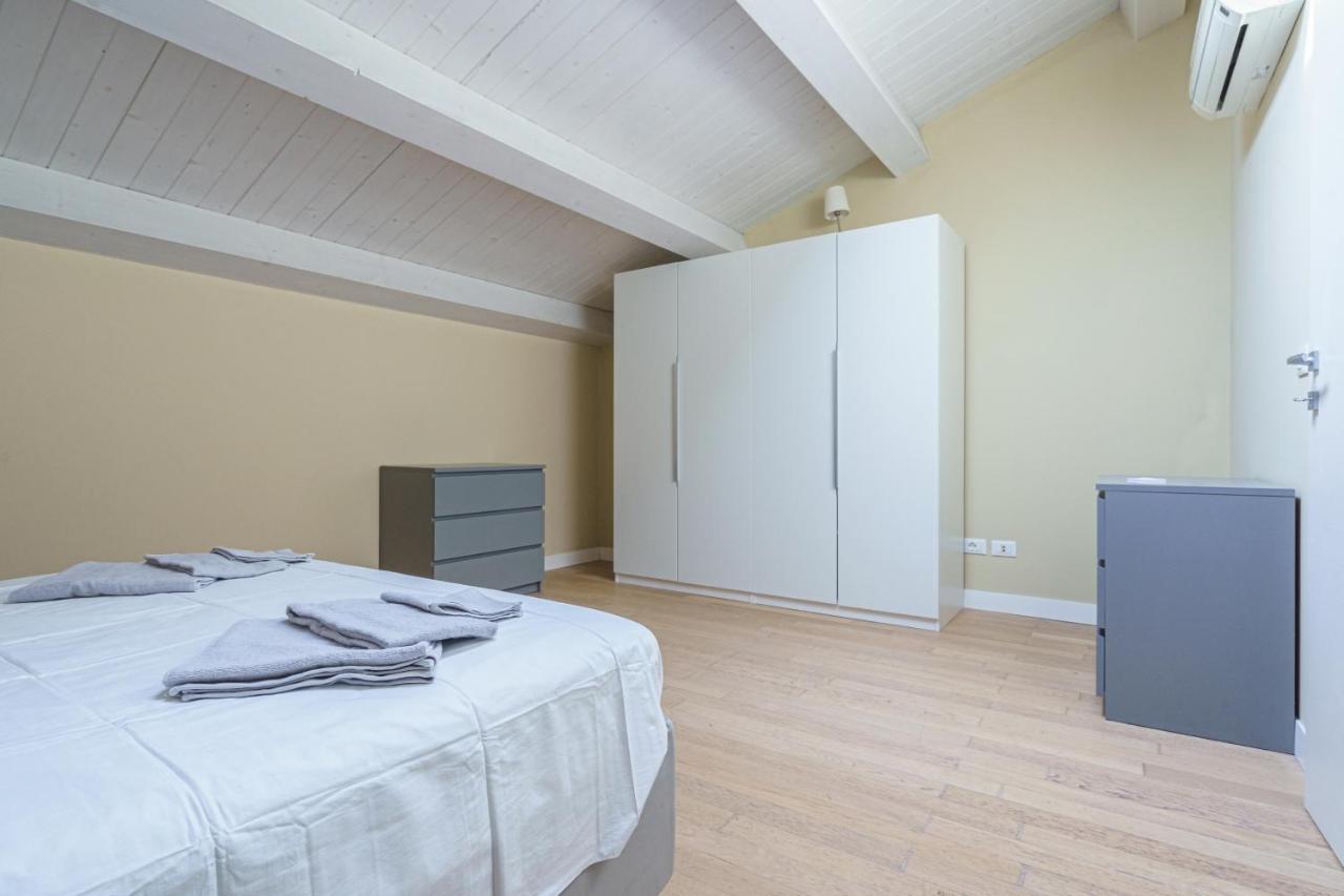 Holiday In Home Suite Archimede Catania Eksteriør billede