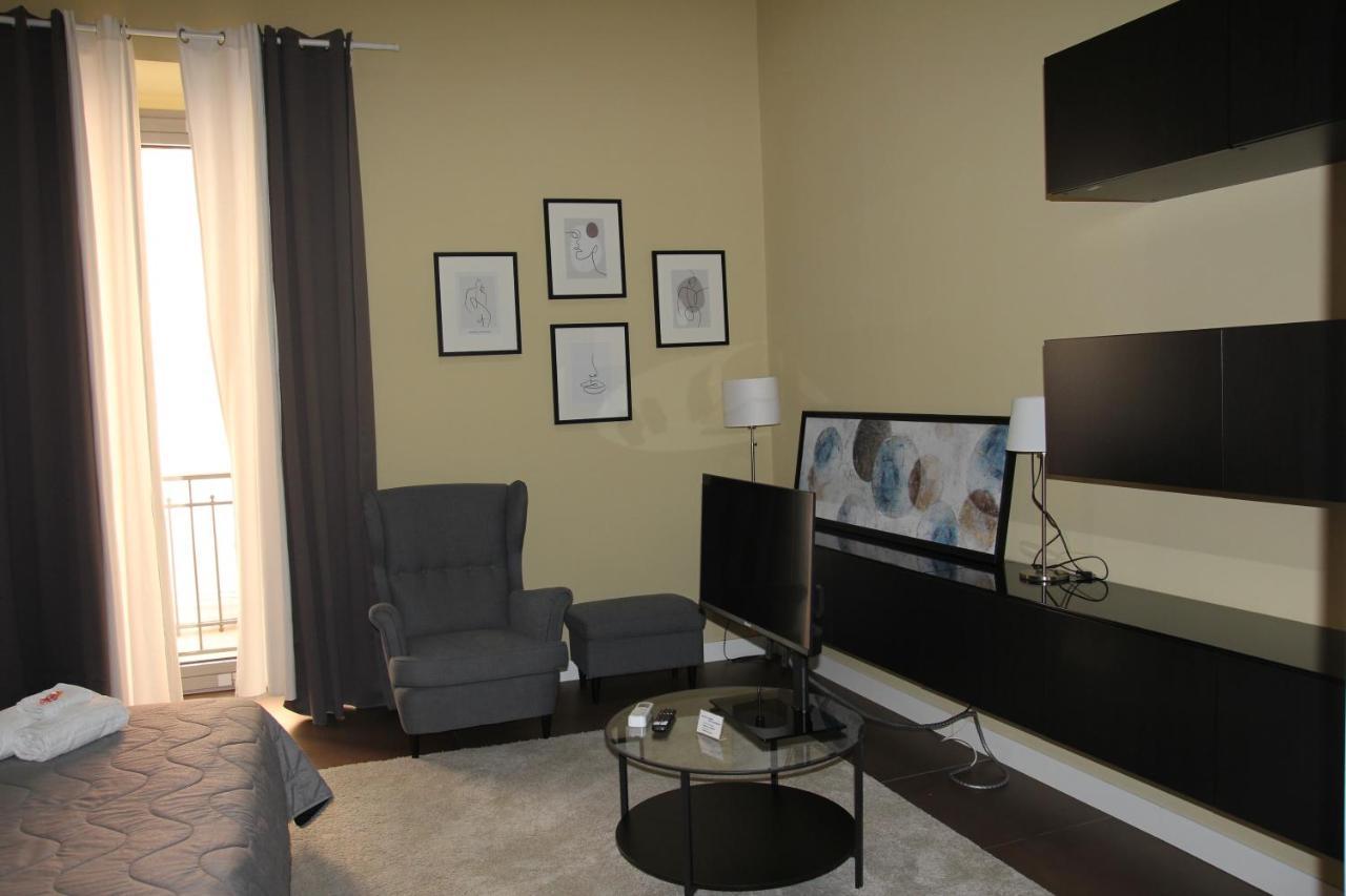 Holiday In Home Suite Archimede Catania Eksteriør billede